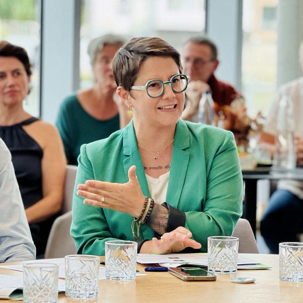 Charlotte Mouget zwqhpkyf